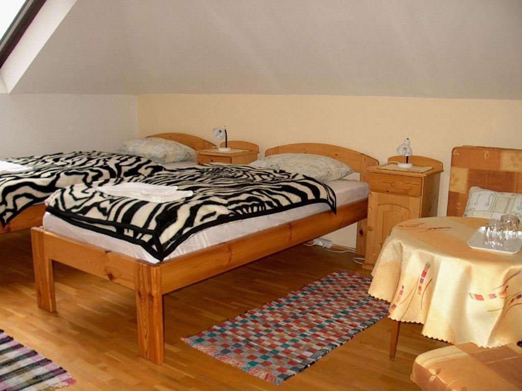 Róza Hotel és Apartmanház Esztergom Habitación foto