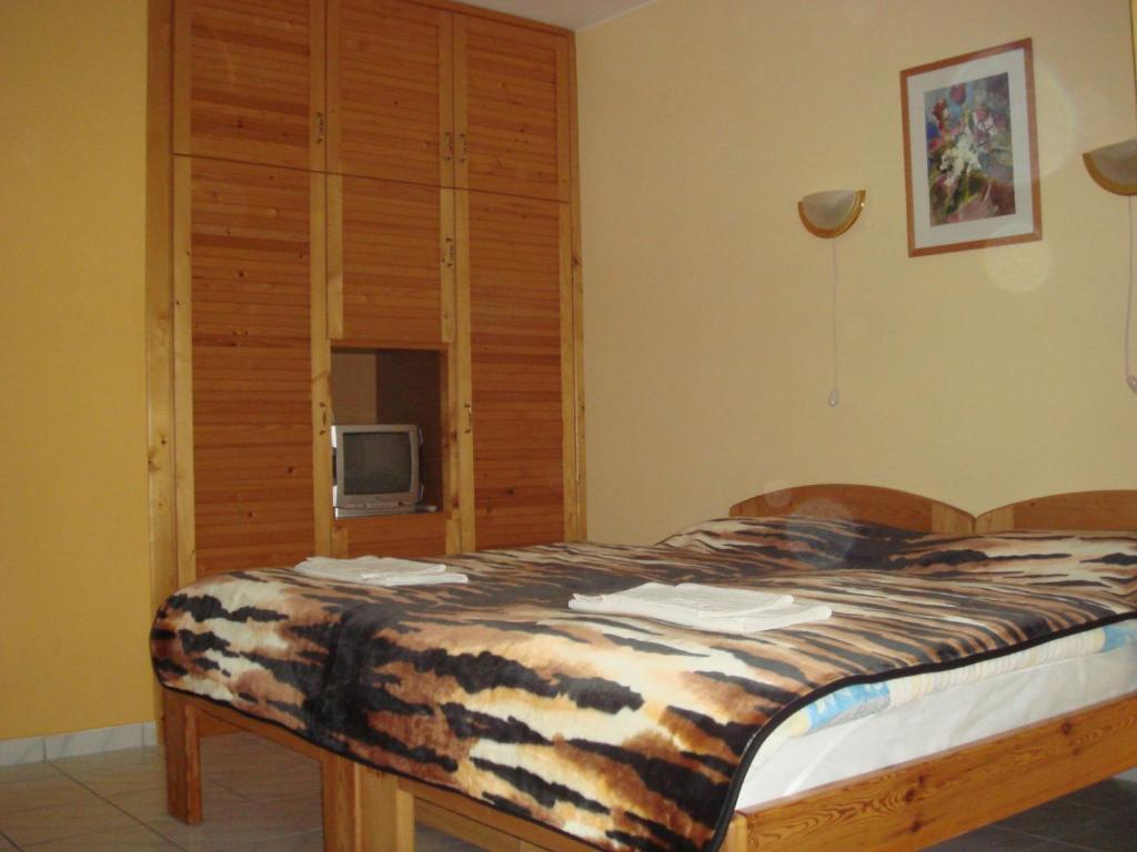 Róza Hotel és Apartmanház Esztergom Habitación foto